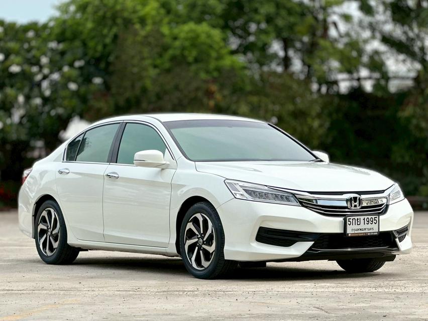 รหัสรถ PAT1995 Honda Accord 2.0E ปี 2017 (G9) สีขาว