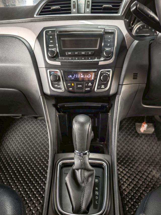Suzuki Ciaz 1.25 GLX CVT AT ปี 2017 13