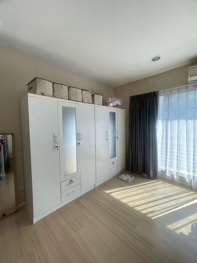 ขายทาวน์โฮม 3 ชั้น บ้านกลางเมือง–รัตนาธิเบศร์ พร้อมเข้าอยู่ ราคาดีสุดในโครงการ ทำเลดี ใกล้ MRT แยกนนทบุรี เพียง 1 กม. 7