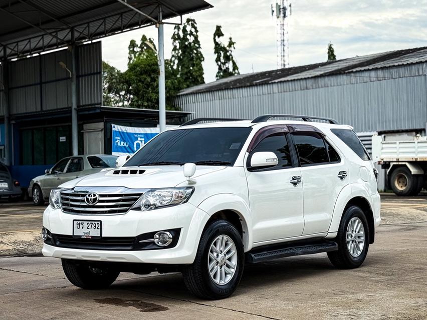 Toyoya Fortuner 2.5V ปี15 7
