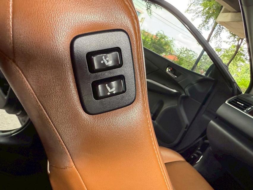 Toyota Camry 2.0 G AT ปี 2018 19