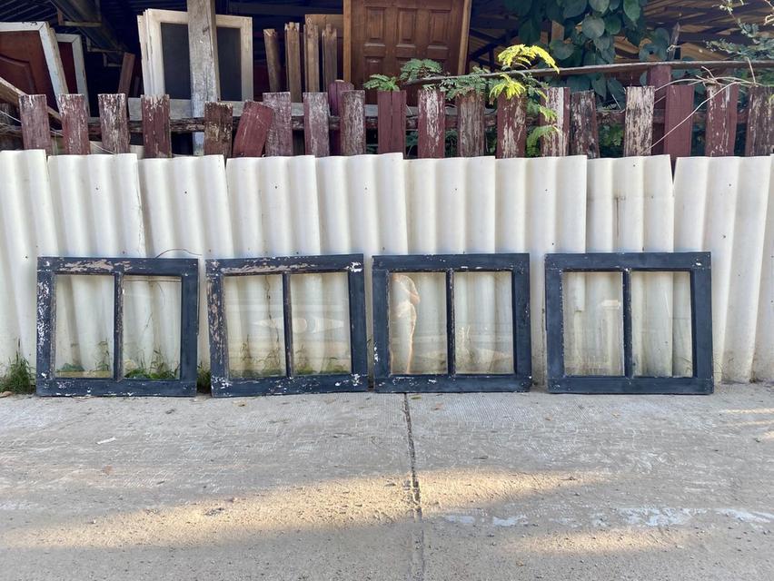 บานหน้าต่างไม้สักครับ รูปย่อยที่ 2