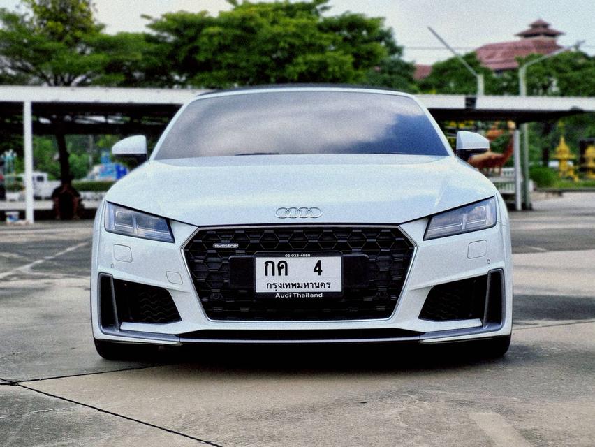Audi TT 45TFSI Roadster ปี 2022 ไมล์ 19,000 km.