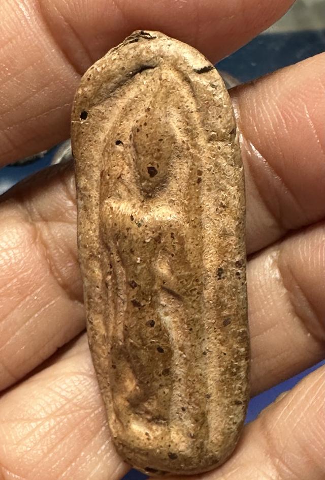 พระลีลาเม็ดขนุน พิมพ์ดล็ก 7