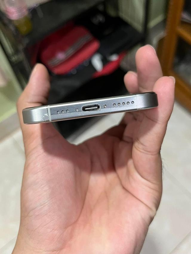 ขาย iPhone 16 pro สีขาว 4