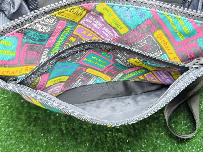 American Tourister  8
