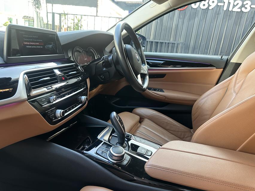 ฺBMW 530e 2.0 Elite จดทะเบียนปี 2020 รถมือเดียว ไมล์ 4x,xxx km รูปที่ 14