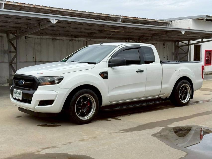 Ford Ranger cab 2.2XL MT 2016