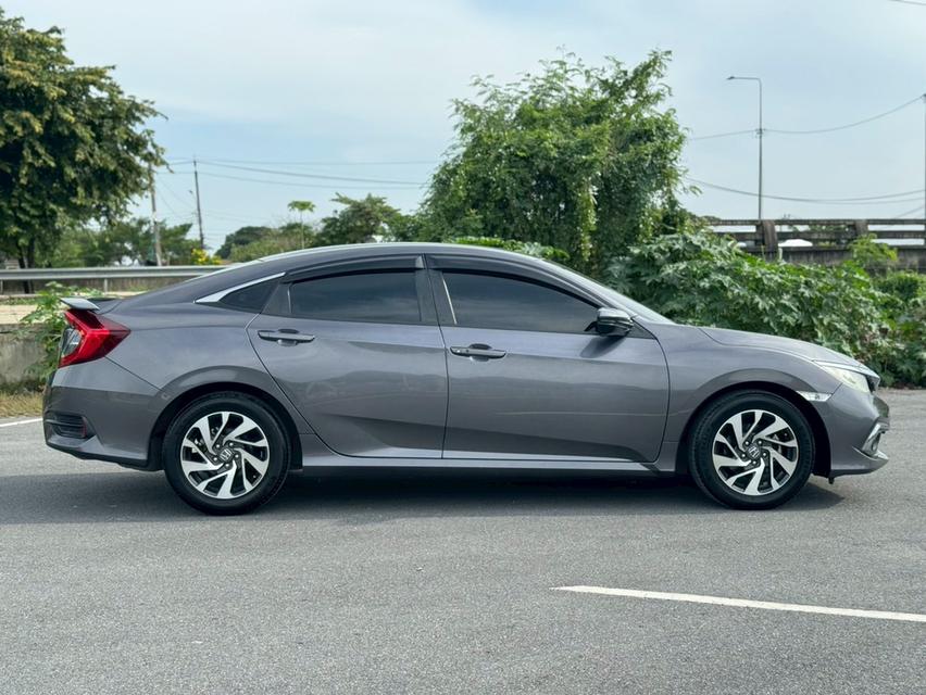 Honda Civic FC 1.8 E CVT (MNC) 2020. สีเทา  ออโต้ มือเดียว 8