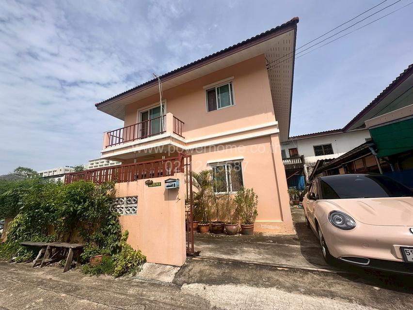 บ้านเดี่ยว 2 ชั้น ซอยบางกร่าง 52  ใกล้ถนนราชพฤกษ์ ถนนบางกรวย-ไทร้อย ต.บางกร่าง อ.เมืองนนทบุรี จ.นนทบุรี 3