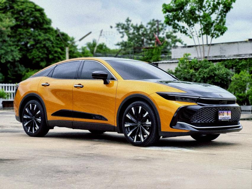 Toyota Crown Crossover RS 2.4 Turbo ปี 2024 ไมล์ 25,xxx km.