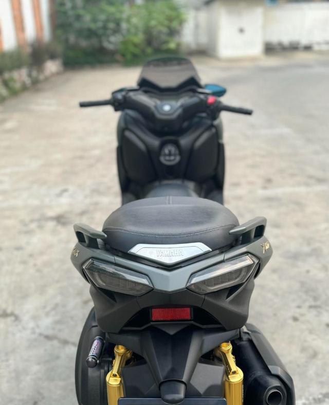 YAMAHA Xmax300 4