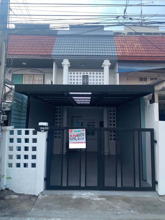 ขาย :ทาวน์โฮม 2 ชั้น เนื้อที่ 20 ตรว. หมู่บ้านธรากร ถนนรามคำแหง 166 แยก 14 แขวงมีนบุรี เขตมีนบุรี จังหวัดกรุงเทพมหานคร  1