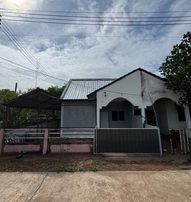 ขายบ้านเดี่ยวนาดีหลังหัวมุมเนื้อที่ 28 ตรว. 2ห้องนอน 1ห้องน้ำ ใกล้ถนนเส้นกบินทร์บุรี304-1กม. จ.ปราจีนบุรี 1