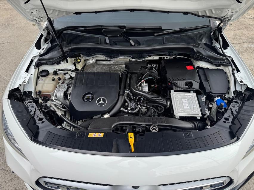 Benz Gla200 Amg ปี 2022 สีขาว ไมล์ 55,xxx Km 16