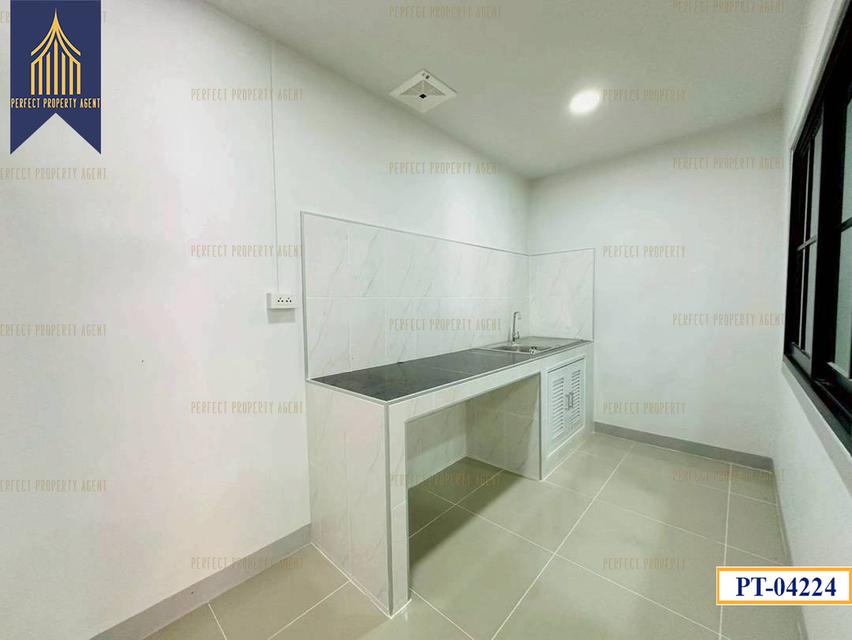 ขาย ทาวน์เฮาส์บัวทอง 4 ชั้นเดียวราคาย่อมเยาว์ 6