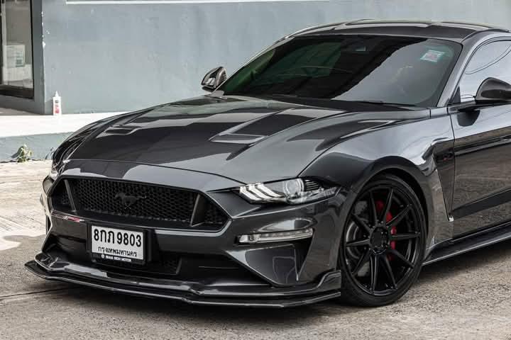 Ford Mustang สีดำสวย 4