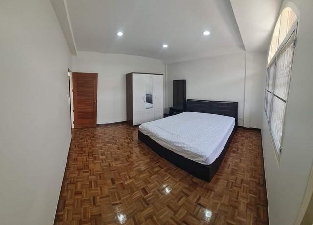 ให้เช่า ทาวเฮ้าส์2ชั้น21ตรว.อยู่รามคำแหง ใกล้เดอะพาซิโอ 6