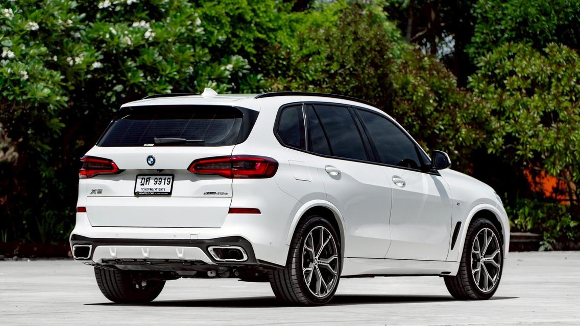 BMW X5 xDrive45e M-Sport ปี 2020 สีขาว รูปที่ 4