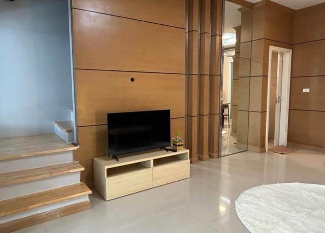 ให้เช่าทาวน์โฮม 3 ชั้น รีโนเวทใหม่พร้อมเฟอร์นิเจอร์ หมู่บ้าน บ้านกลางเมือง S-Sense พระราม9 ลาดพร้าว ใกล้จุดขึ้นลงทางด่วนพระราม 9   3