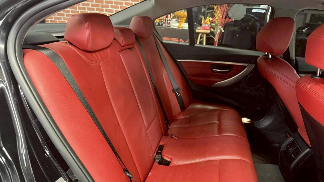 Bmw 330e iconic f30 ปี 2017 จด 2018 7