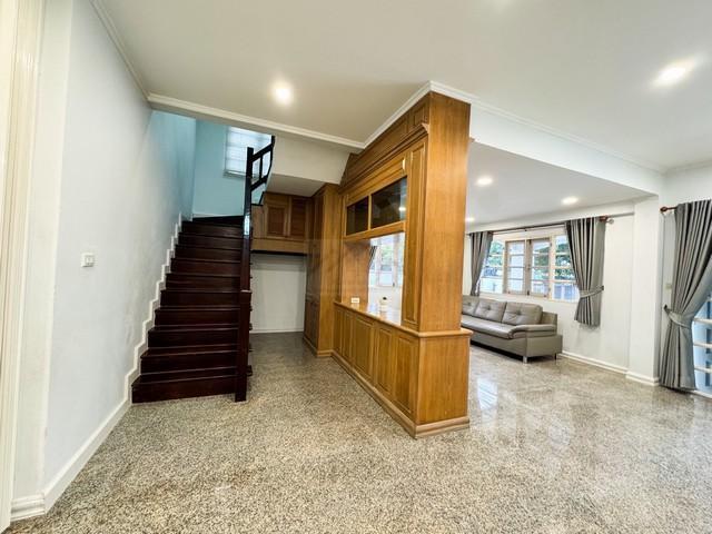 ให้เช่าบ้านเดี่ยว ซอยลาดพร้าววังหิน18 เดินทางสะดวก รัชดา เกษตรนวมินทร์ วังหิน เลียบด่วน 8