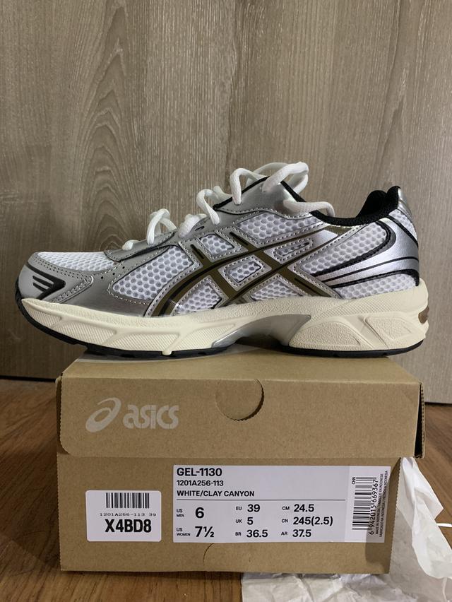 ส่งต่อ Asics gel-1130 White clay canyon สภาพเหมือนใหม่ รูปที่ 1