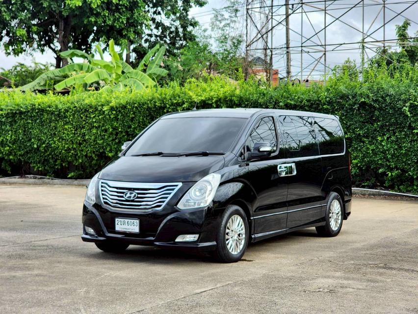 Hyundai Grand Starex 2.5Vip ปี16