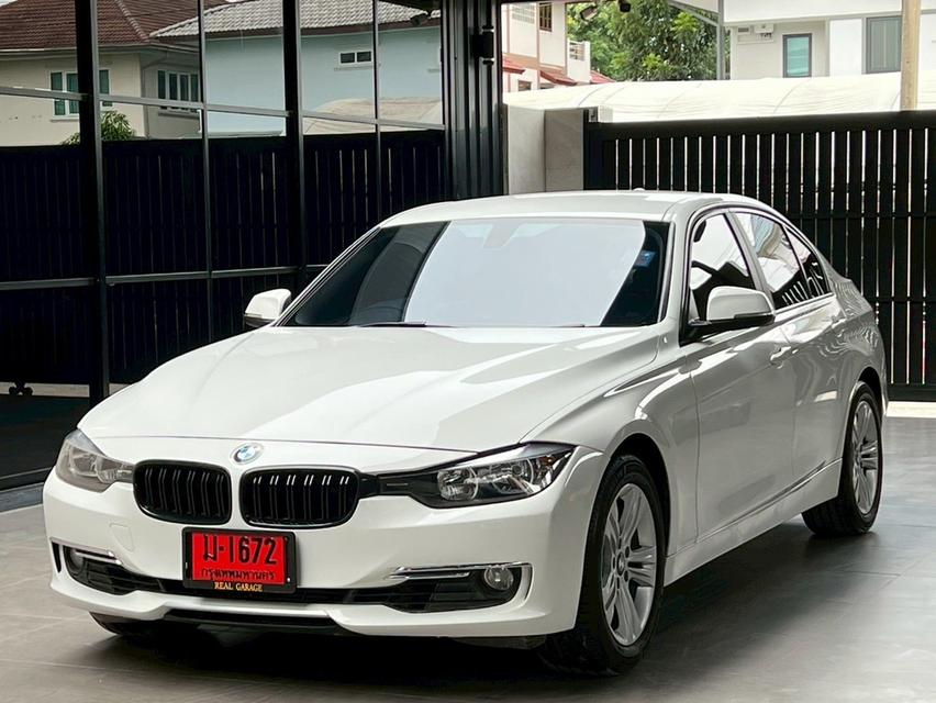 BMW series 320I āļĢāļāļĻāļđāļāļĒāđ āļĄāļ·āļāđāļāļĩāļĒāļ§āļāļāļāļŦāđāļēāļāļāđāļēāļĒāđāļāļ āļāļĩ2013