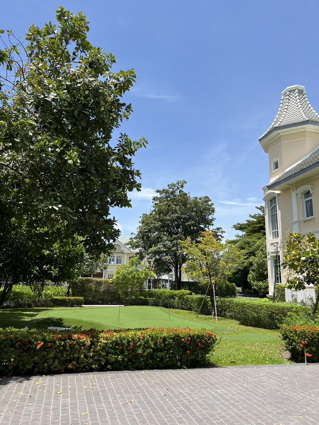 ขายคฤหาสน์หรู 2 ชั้น The Royal Residence เกษตร-นวมินทร์ พื้นที่ดิน 412 ตร.ว. พร้อมสระส่วนตัว 2