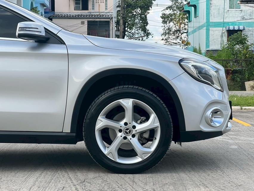 รหัสรถ NCT144 📌Mercedes Benz GLA200 1.6 Urban Facelift 2018 8