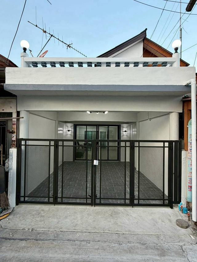 หมู่บ้านทรายทองนิเวศน์ ใกล้ห้าแยกปากเกร็ด ทาวน์เฮาส์ 2 ชั้นตกแต่งใหม่พร้อมอยู่ ทำเลดี ใกล้ห้าแยกปากเกร็ด เซ็นทรัลรัตนาธิเบศร์ 3