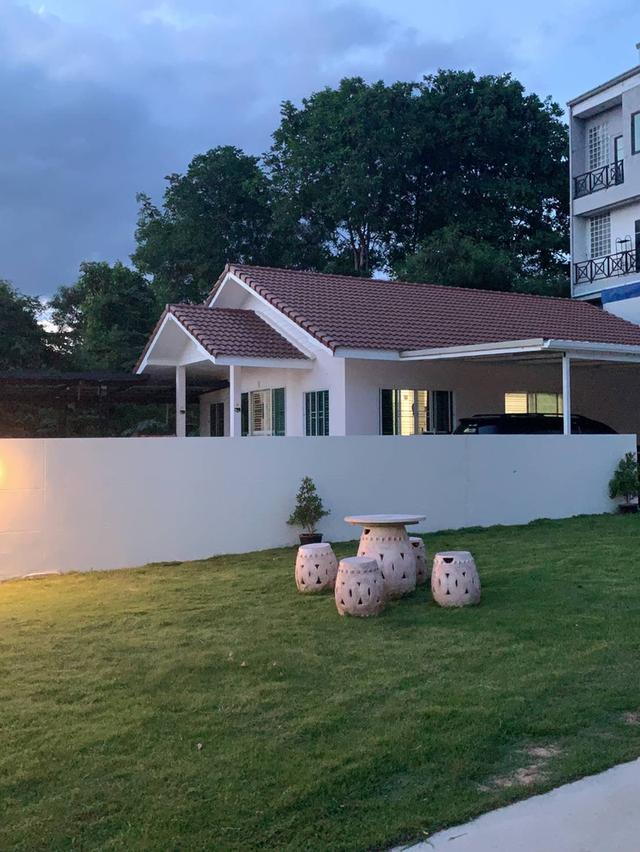 บ้านพร้อมที่ดินและรีสอร์ทเปิดกิจการ มีฐานลูกค้า อาคารใหม่พึ่งสร้างไม่ถึงปี จำเป็นต้องกลับบ้านดูแลกิจการที่บ้านเกิด 4