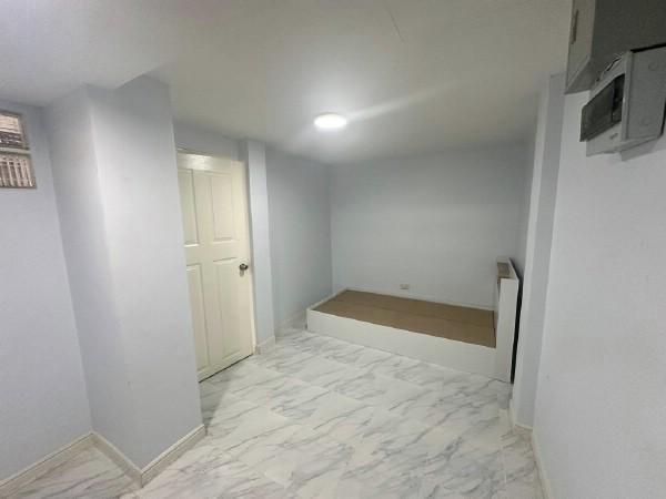 ให้เช่าโฮมออฟฟิศสรีโนเวทใหม่ย่านลาดพร้าว80 พื้นที่ใช้สอย 300 ตรม. พิกัดเขตวังทองหลาง กรุงเทพฯ ใกล้ MRT ลาดพร้าว 71 17