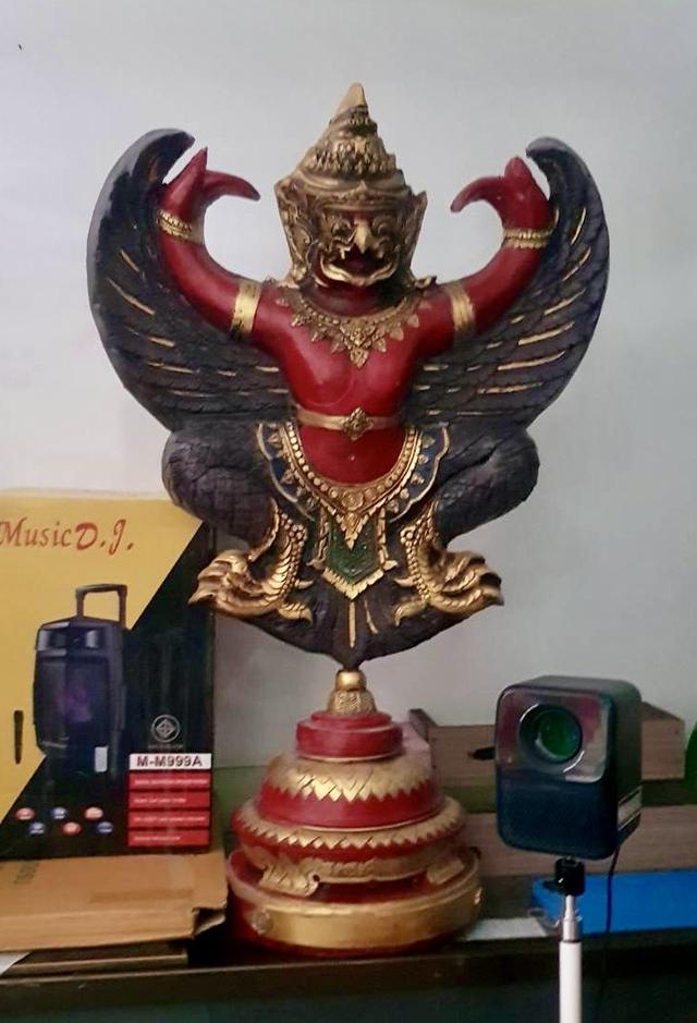 พญาครุฑองค์ลอย ครุฑตั้งโต๊ะบูชา ขนาดกว้าง65ซม 6