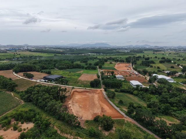 ขายที่ดินปลวกแดงระยอง ขายที่ดินเนื้อที่ 4 - 6 ไร่ (มี 3 โฉนดโฉนดละ 2 ไร่) ผังสีเหลือง 5