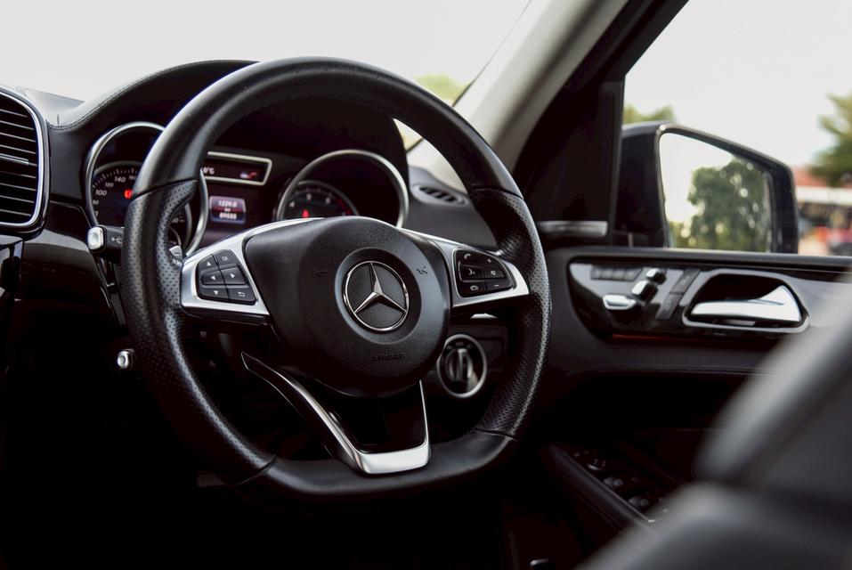 รหัสรถ CBL6075 Mercedes-Benz GLE500e 4Matic AMG Dynamic W166 AT 2018 19