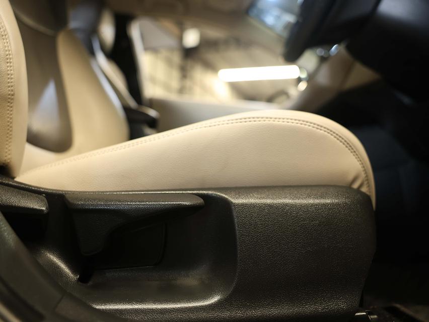 2020 Toyota Corolla Altis 1.6 (ปี 19-25) G Sedan AT รูปที่ 16