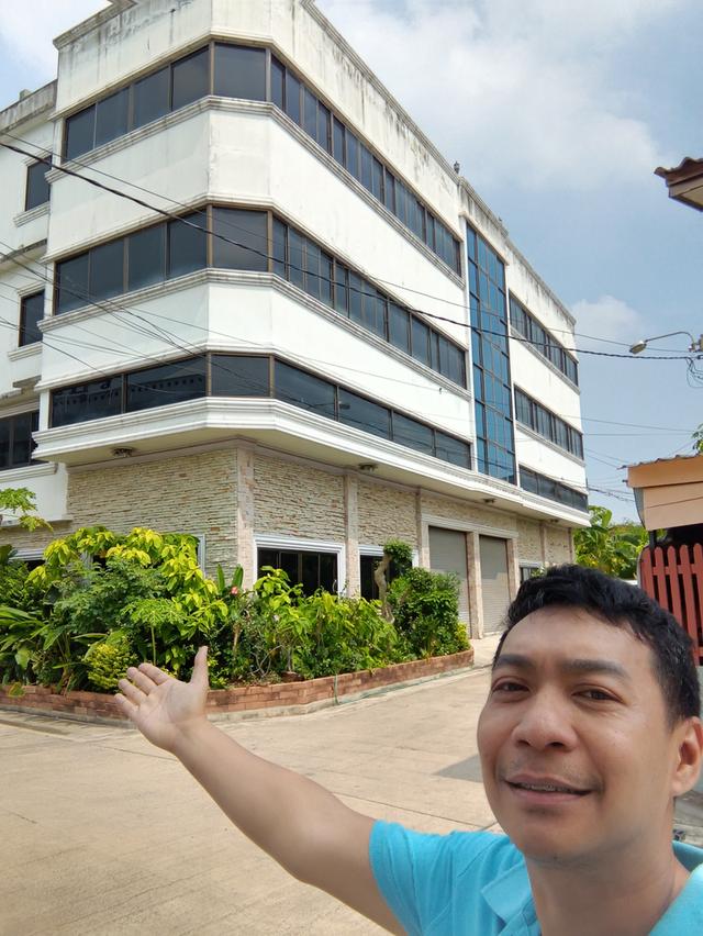 อาคาร3ชั้นครึ่งดสดฟ้า  13