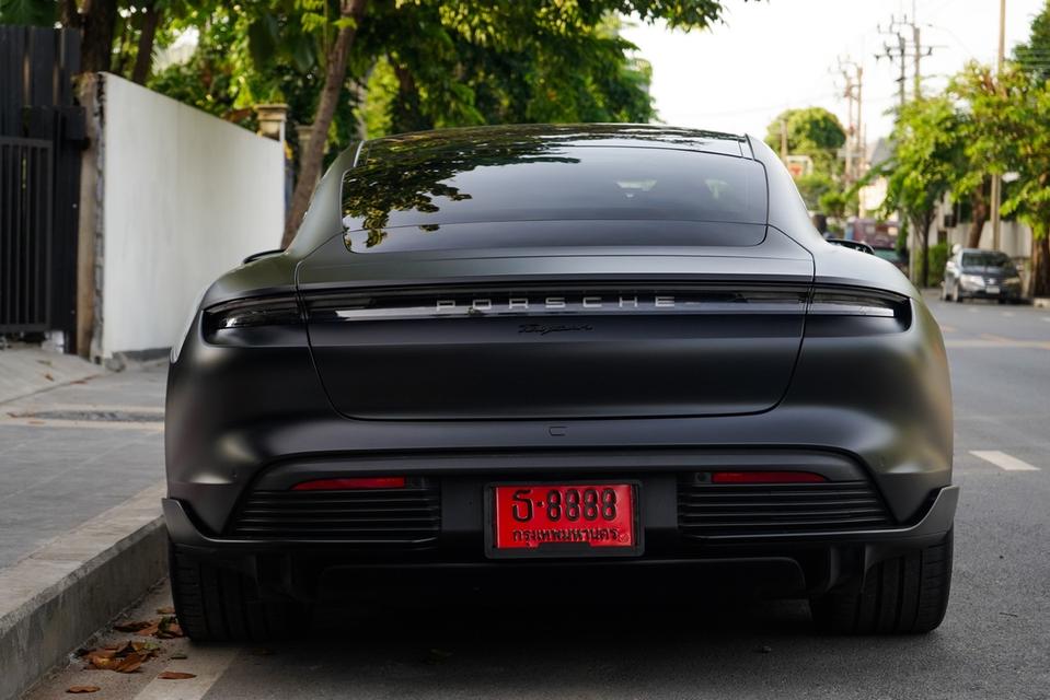 รหัสรถ EC8888 Porsche Taycan 2021