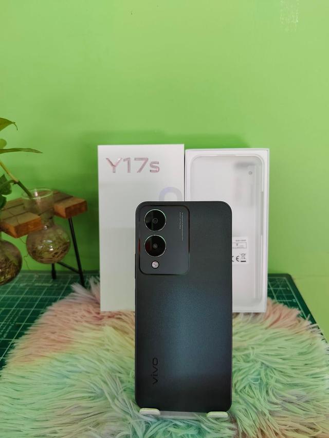 VIVO Y17s 128 GB สีเขียว 1