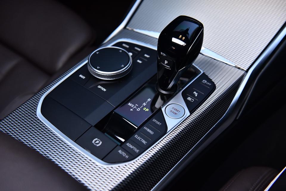 TOP OPTION BMW 330e M Sport BSI กับ Warranty ถึง 2027 ทะเบียนคืน" รูปที่ 18