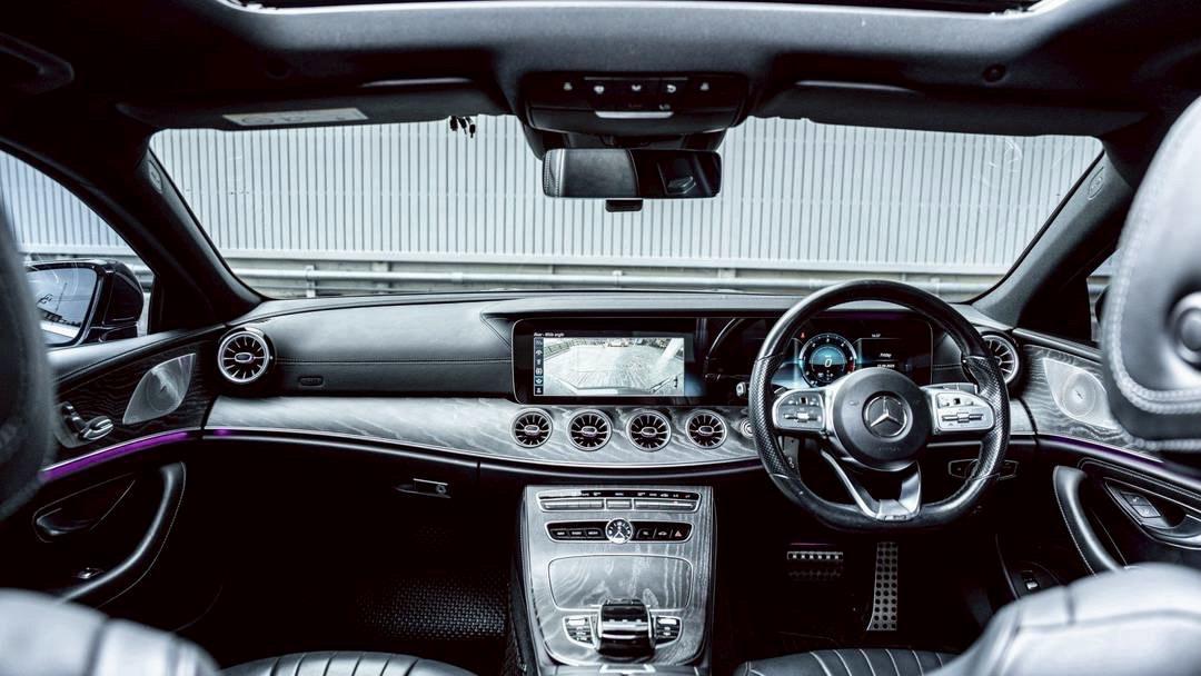 Mercedes-Benz CLS300d AMG Dynamic 3