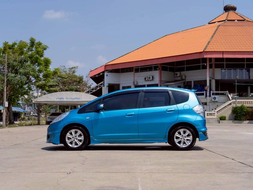 Honda Jazz 1.3Hybrid  ปี 2012 5