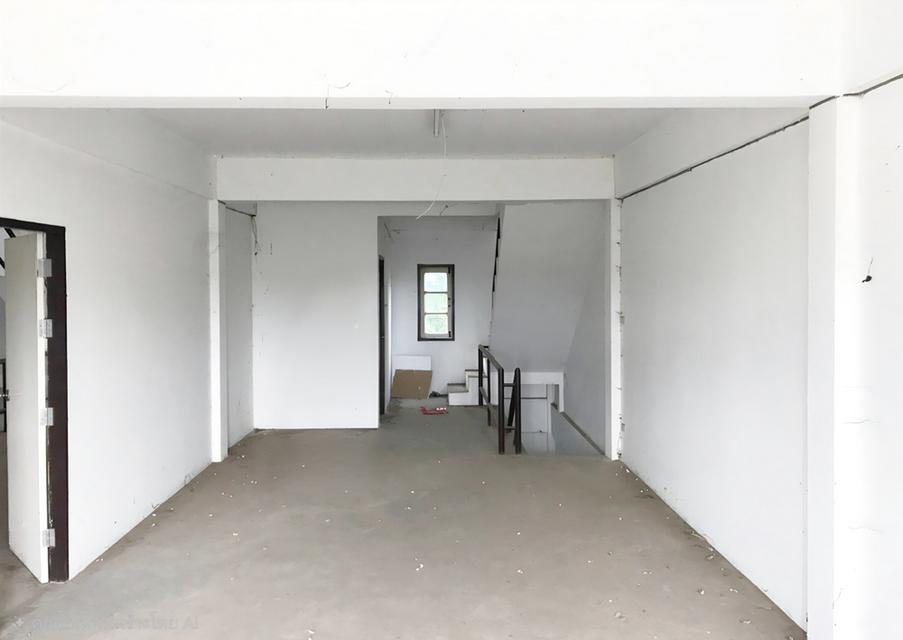 ทาวน์เฮ้าส์เชียงราย 3 ชั้นครึ่ง 2 คูหา ตีทะลุถึงกัน 62 ตร.วา ติดถนนศรีเวียง อำเภอเวียงชัย เชียงราย 6