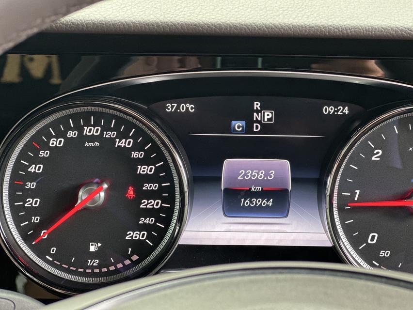 รหัสรถ JRS4980 E220d Exclusive 2016 ดีเซลล้วน  10