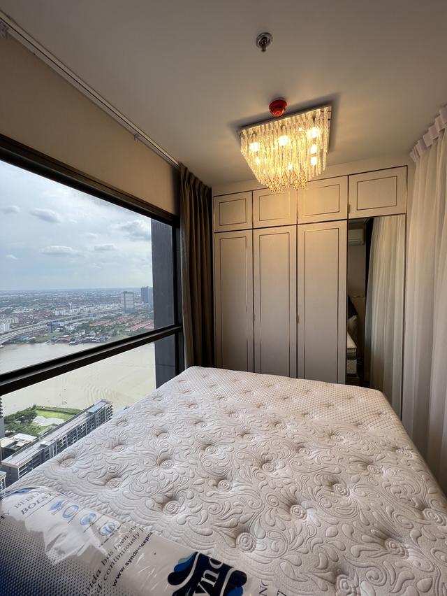 ขายคอนโดเดอะโพลิแทน อควา ชั้น 42 8