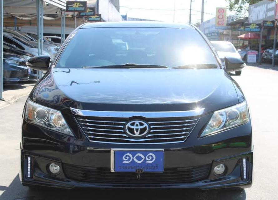 Toyota Camry 2.0G Extremo สีดำ 3