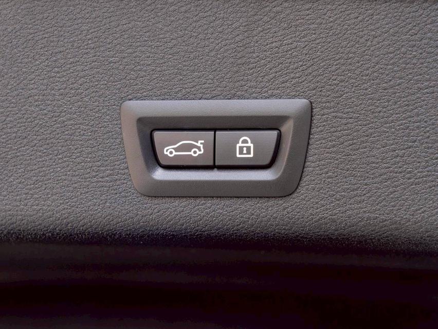 BMW X4 xDrive20d M sport ปีจด 2017#ประกันเครื่องเกียร์3ปี 30,000 km. ♨️ 11