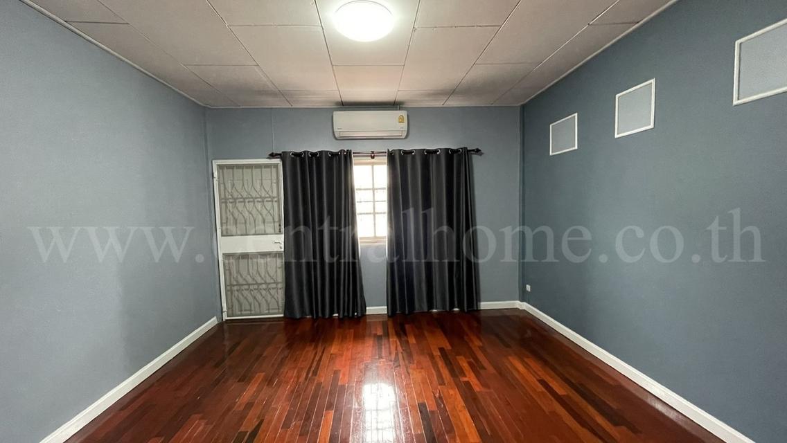 ทาวน์เฮ้าส์ 2 ชั้น ลาดพร้าว 101 ใกล้ MRT สถานีลาดพร้าว 101 พร้อมอยู่ 14